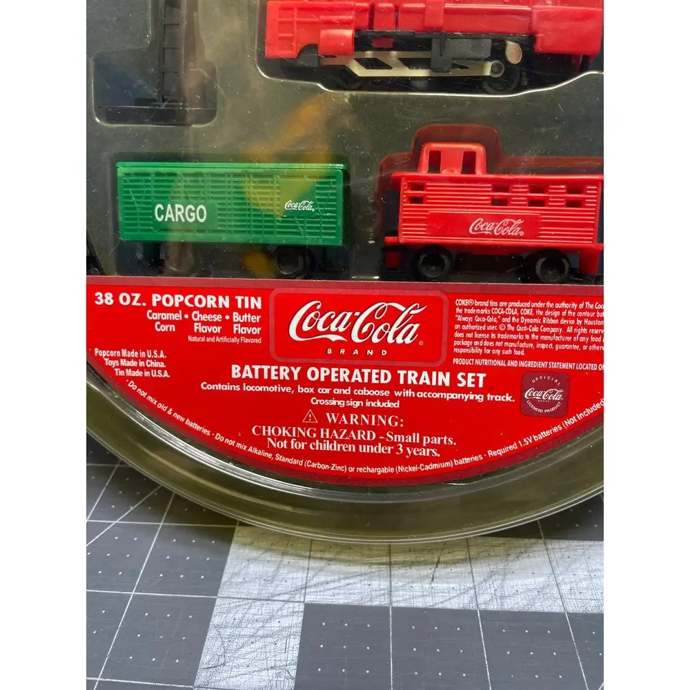 COCA COLA BATTERY OPERATED TABLE TOP TRAIN‎ SET Vtg From Popcorn Tin